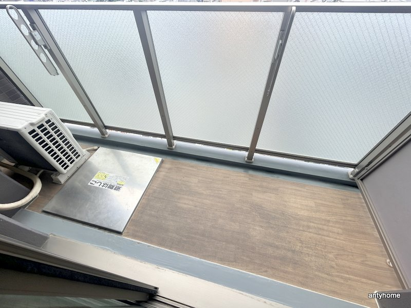 アークグラン大阪WEST　仲介手数料無料のバルコニー