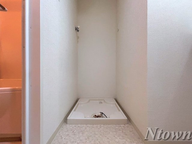 【設備】 | アスピラシオン名駅 | 洗濯機置き場です
