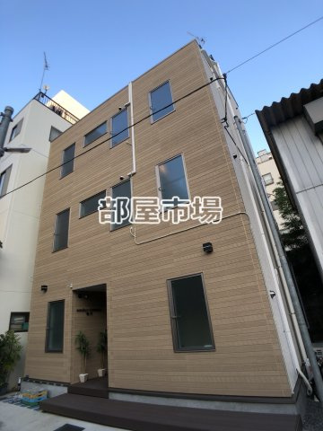 MAHALO TERRACE 雷門