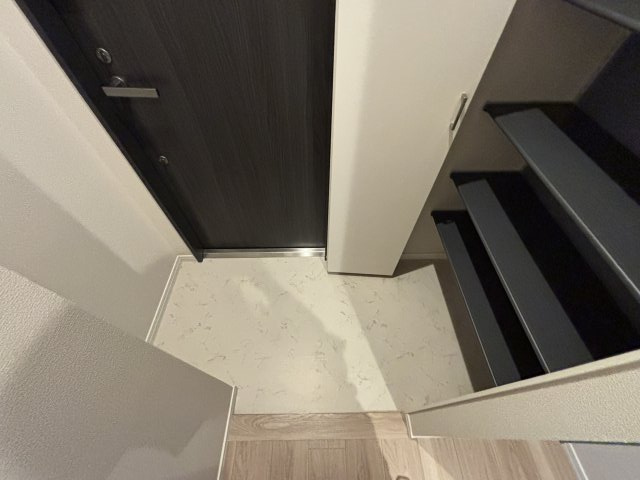 神戸市灘区篠原中町２丁目の賃貸マンションの玄関