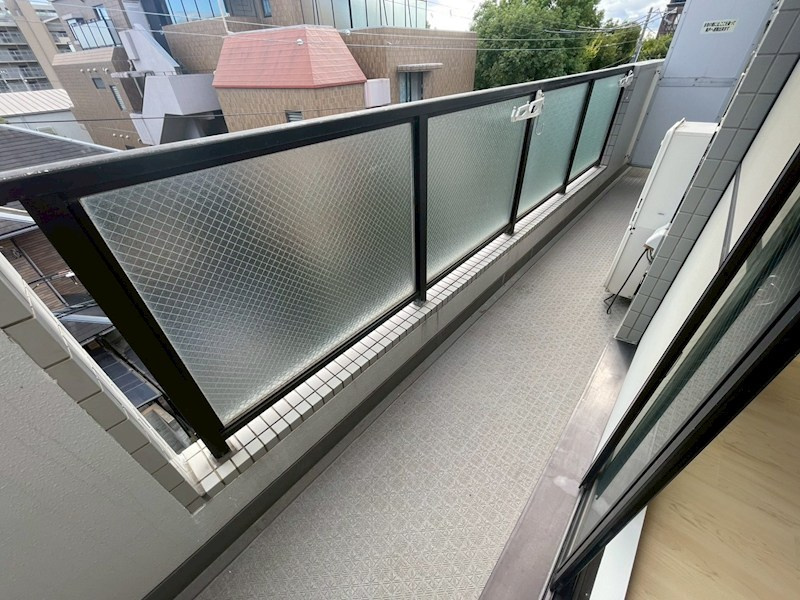 神戸市東灘区住吉本町１丁目の賃貸マンションのバルコニー