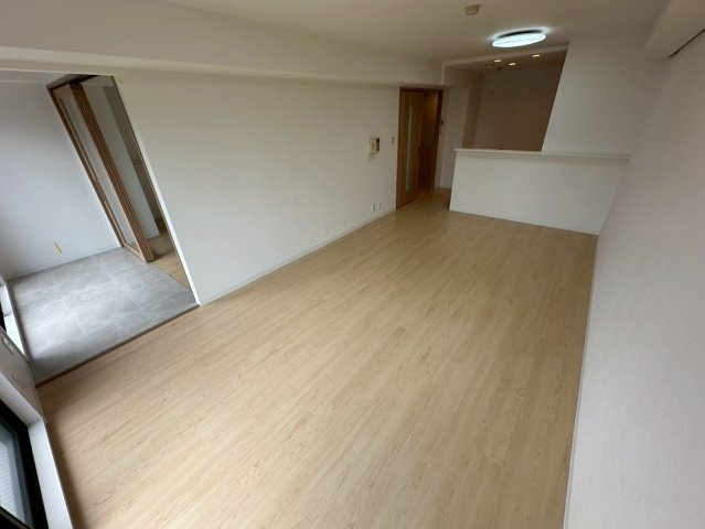 神戸市東灘区住吉本町１丁目の賃貸マンションの居間・リビング