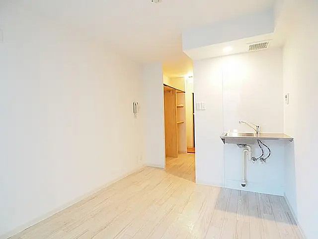 神戸市東灘区本山中町４丁目の賃貸マンションの居間・リビング