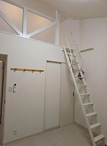 神戸市中央区中島通３丁目のテラスの居間・リビング