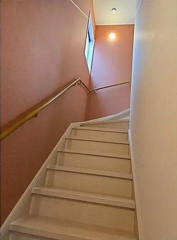 神戸市中央区中島通３丁目のテラスのその他
