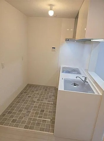 神戸市中央区中島通３丁目のテラスのキッチン