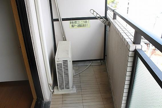 神戸市灘区城内通４丁目の賃貸マンションのバルコニー