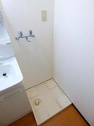 神戸市灘区城内通４丁目の賃貸マンションの洗面所