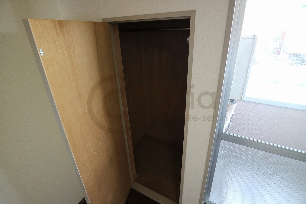 神戸市灘区大石南町１丁目の賃貸マンションの収納