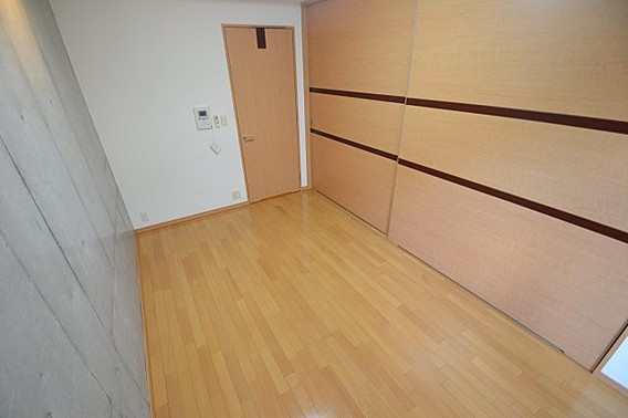 神戸市中央区元町通６丁目の賃貸マンションの洋室