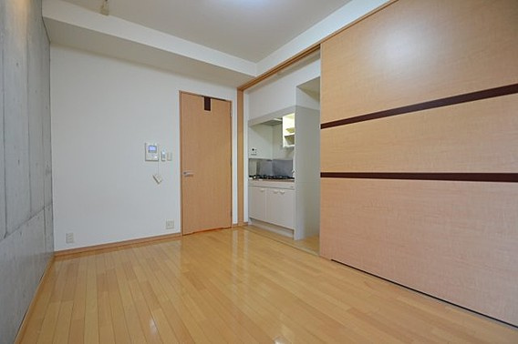 神戸市中央区元町通６丁目の賃貸マンションの洋室