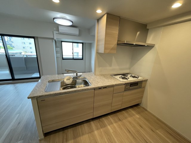 芦屋市朝日ケ丘町の賃貸マンションのキッチン