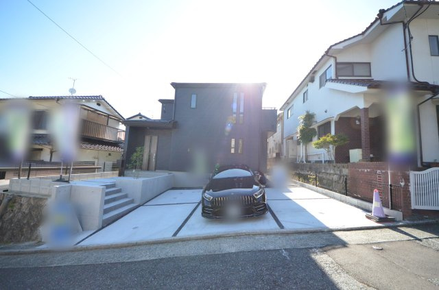 矢野西三丁目の駐車場|敷地広々47坪
駐車3台可能です