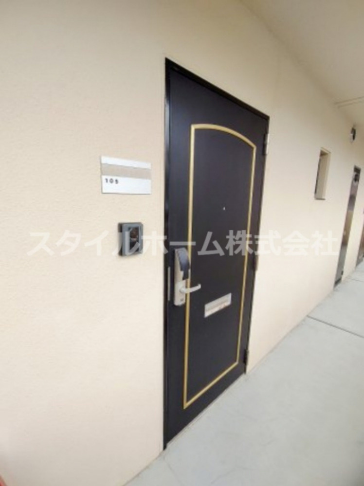 セントレアⅠの玄関|別部屋写真です。