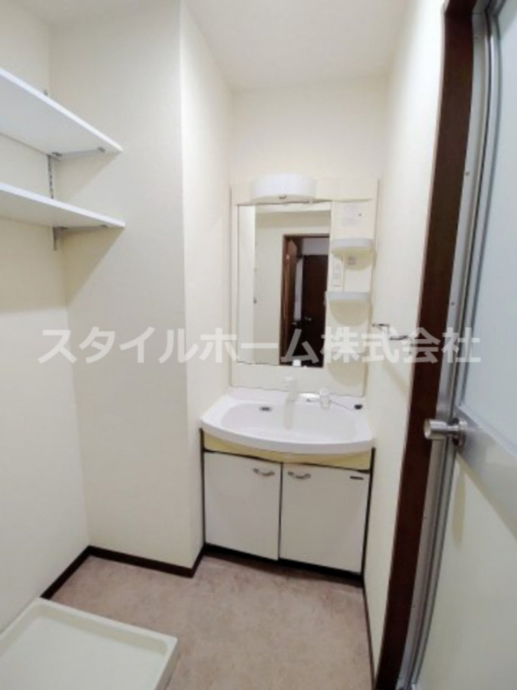 セントレアⅠの洗面所|別部屋写真です。
