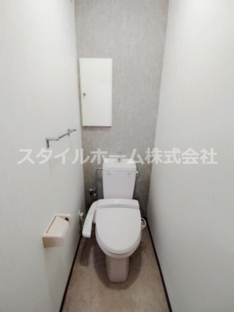 セントレアⅠのトイレ|別部屋写真です。