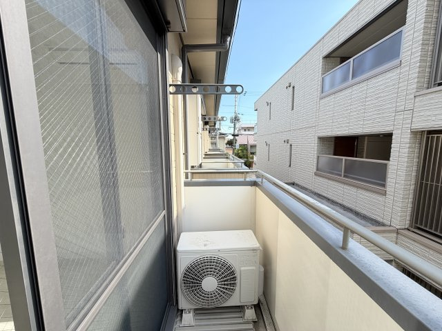 フルール岡本のバルコニー