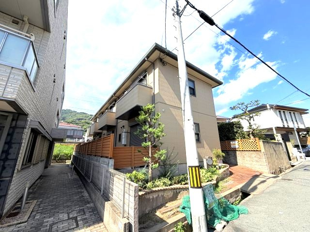 フルール岡本の外観