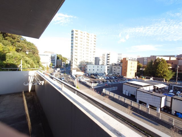 川崎市麻生区万福寺６丁目の賃貸マンションの展望