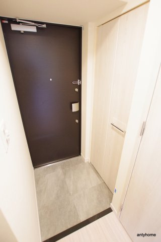 プレサンス上町台筆ヶ崎NORTH　仲介手数料無料の玄関