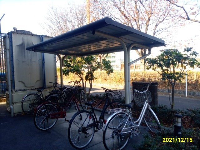 レオパレスエコースウィート恵Ⅱのその他|屋根付き駐輪場