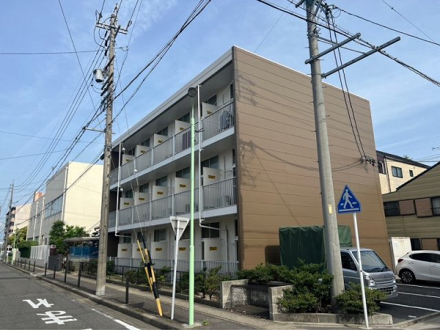 レオパレス藤久ハイツの外観