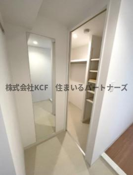 プラージュポインテ六ツ門の玄関|
