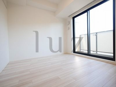 クレイシア横浜ヴェールの居間・リビング