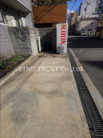 エクセルシア天神橋の駐車場|駐車場があります