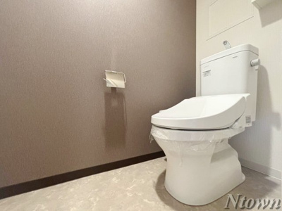 【トイレ】 | グランパークタワー | 落ち着いた色調のトイレです