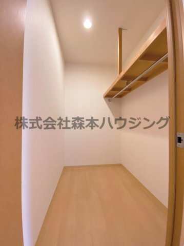 【収納】 | 　ファムール忍ヶ丘 | ウォークインクローゼットです