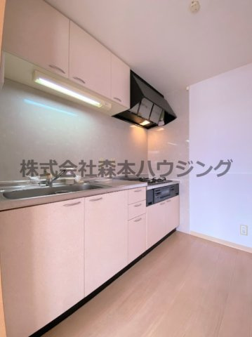 【キッチン】 | 　ファムール忍ヶ丘 | お料理しやすいキッチンです