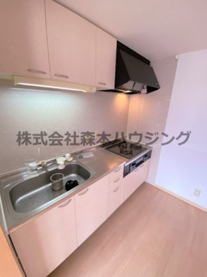 【キッチン】 | 　ファムール忍ヶ丘 | キッチンでお料理をお楽しみください