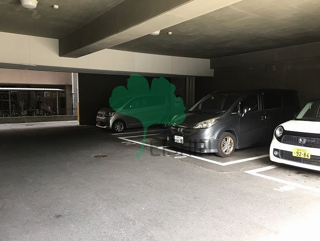ビュー博多の駐車場