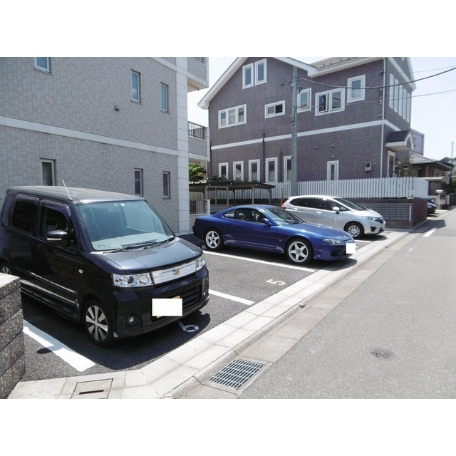 フェスタの駐車場