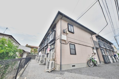 別角度から見た外観