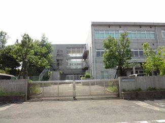 八王子市立みなみ野小学校 1352m