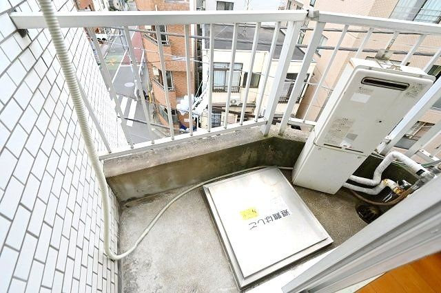 【バルコニー】日興パレセゾン中野