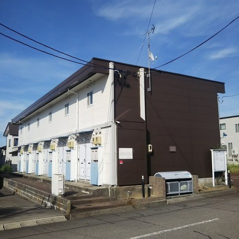 レオパレスＣｈｅｒｒｙＧａｔｅの外観