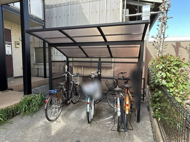 レオパレスコートハウス南平Ｃのその他