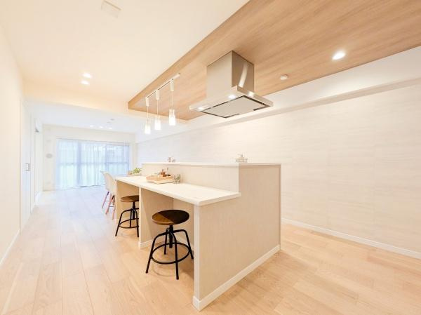 サニークレスト湘南八景５の居間・リビング|自慢したくなるリビング！
形も良く家具の配置にも困りません。