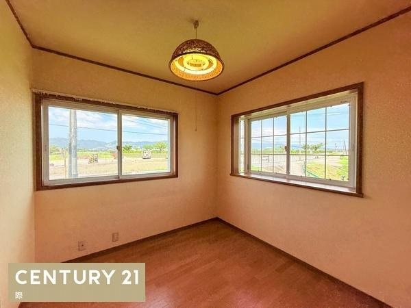 和歌山市上三毛　中古戸建の洋室