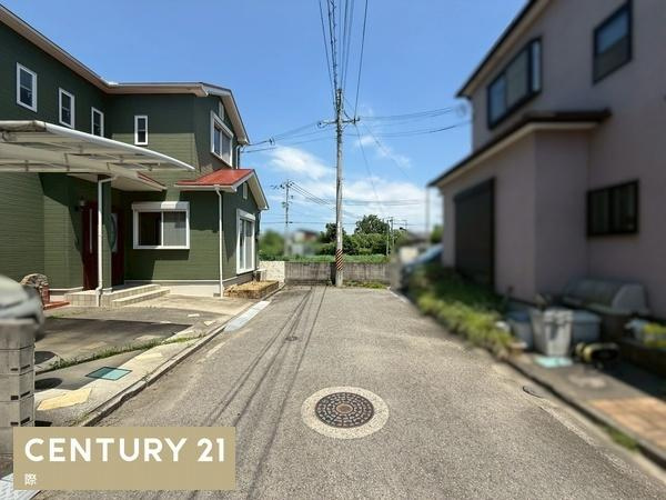 和歌山市上三毛　中古戸建の前面道路含む現地写真