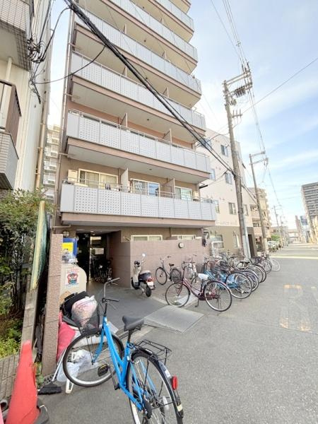 ラパンジール市岡元町の駐車場