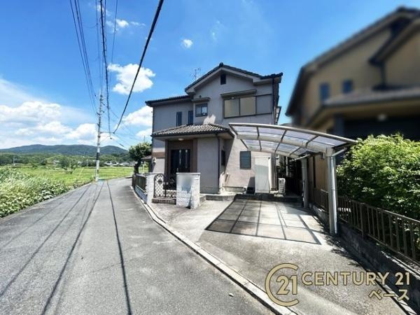 桜井市三輪　一戸建のその他|■現地撮影写真■駐車スペース３台分完備！