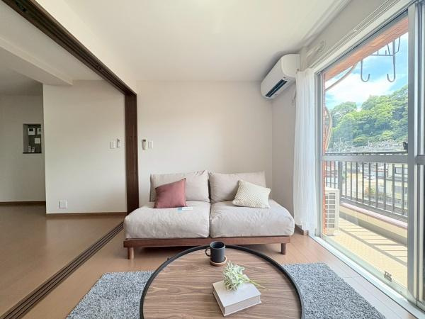 ライオンズマンション上星川の内装|お部屋から見える眺望は前面に棟がないので開放的な空間を体感できます♪