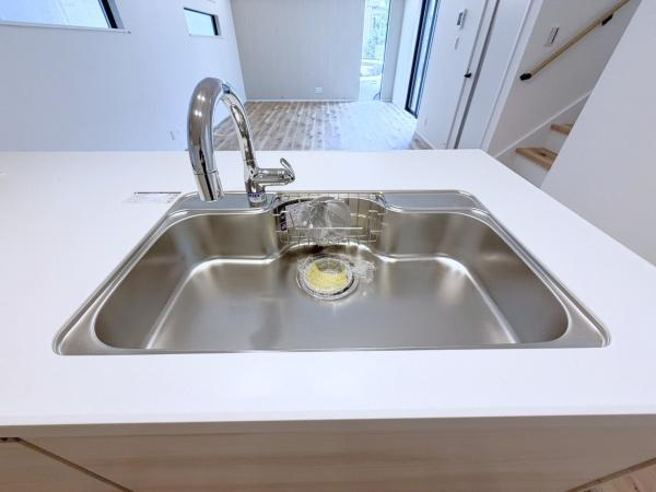 横浜市瀬谷区南台２丁目の新築一戸建のキッチン