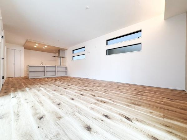 横浜市瀬谷区南台２丁目の新築一戸建の居間・リビング