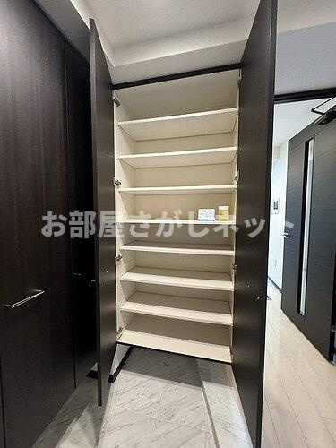 ライオンズ東十条ステーションプラザ【おとり物件なし】#学生・社会人にオススメ！初期費用分割払いOK！の収納|物入　※2024年2月の写真