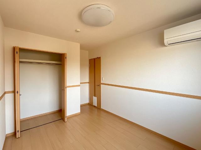 イーストヴィラ（ＥＡＳＴ　ＶＩＬＬＡ）の内装|洋室